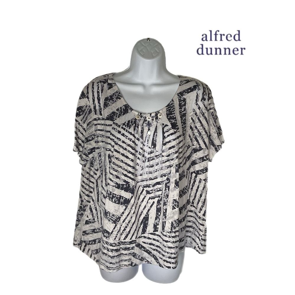 Alfred Dunner L Navy Blue and White Abstract Stripes Boxy Short Sleeve Blouse